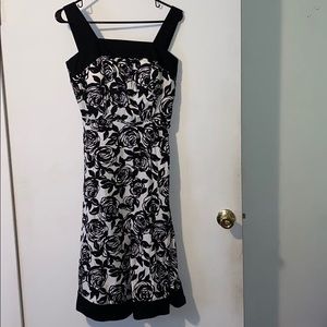 R&K black and white dress